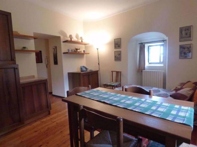 Appartamento in affitto a Envie CN