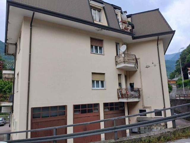 Appartamento in affitto a Erba CO