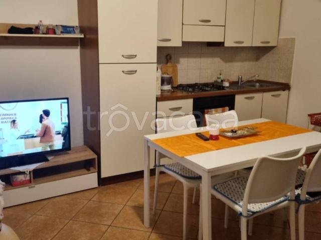 Appartamento in affitto a Erba, arredato, ingresso indipendente, angolo cottura TrovaCasa