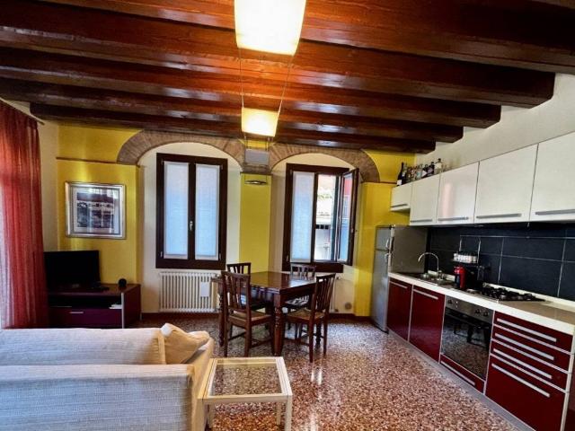 Appartamento in affitto a Este PD