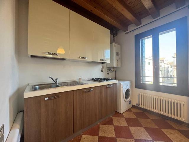 Appartamento in affitto a Este PD