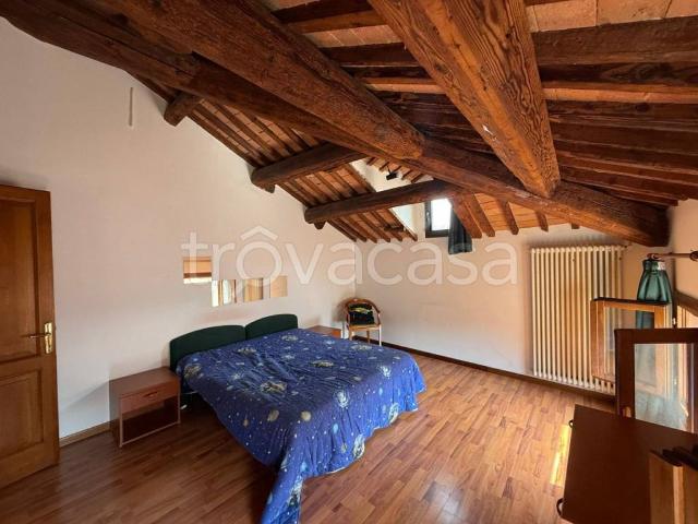 Appartamento in affitto a Este via principe umberto, travi a vista, centrale, rustico TrovaCasa