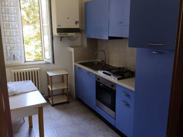 Appartamento in affitto a Falconara Marittima AN
