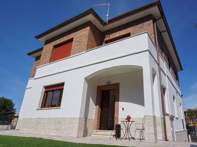 Appartamento in affitto a Fara in Sabina RI