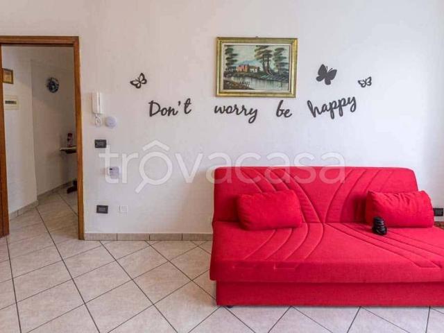 Appartamento in affitto a Fara Novarese via c. Battisti, arredato, vista panoramica, piscina TrovaCasa