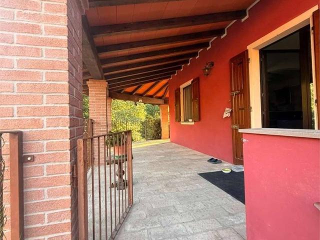Appartamento in affitto a Felino PR