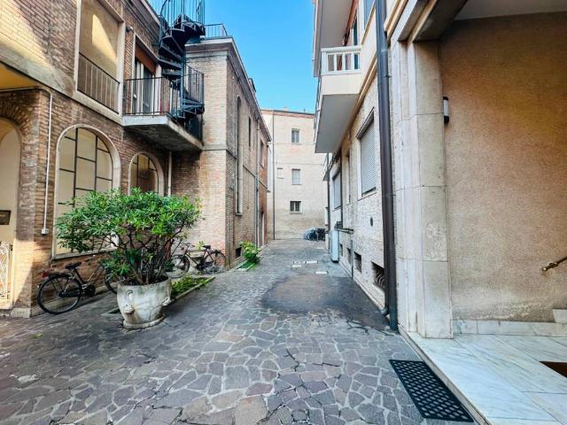 Appartamento in affitto a Ferrara FE