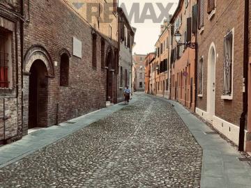 Appartamento in affitto a Ferrara FE