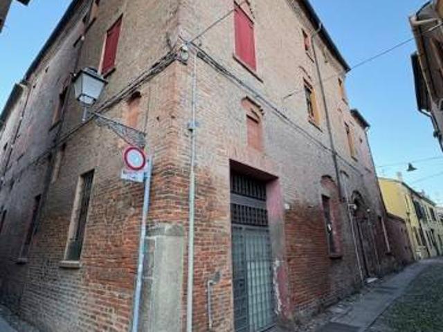Appartamento in affitto a Ferrara FE