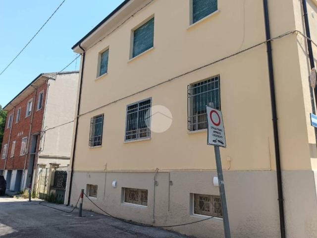 Appartamento in affitto a Ferrara FE