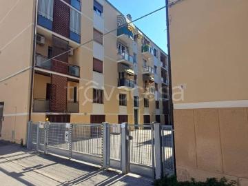 Appartamento in affitto a Ferrara via Giacomo Sani, 8, arredato, vicinanze negozi, cantina TrovaCasa