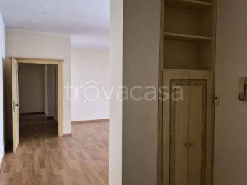 Appartamento in affitto a Ferrara via Ludovico Ariosto, non arredato/vuoto, box, terrazzo TrovaCasa