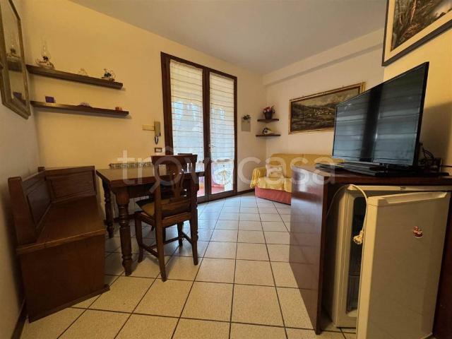 Appartamento in affitto a Fiesole, arredato, giardino privato, ingresso indipendente TrovaCasa