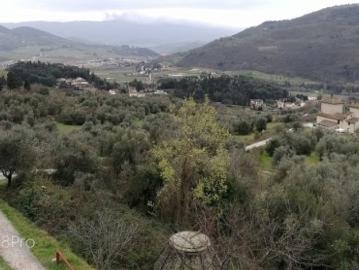 Appartamento in affitto a Fiesole valle, giardino, posto auto, caminetto TrovaCasa