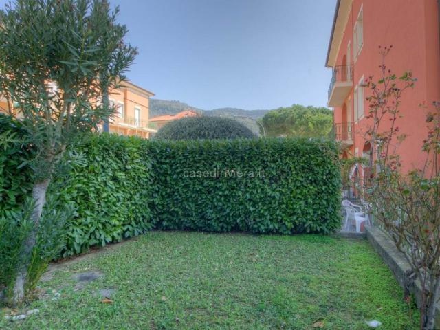 Appartamento in affitto a Finale Ligure, arredato, giardino privato, lavatrice TrovaCasa