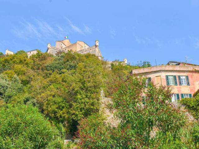 Appartamento in affitto a Finale Ligure SV