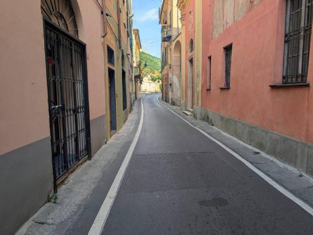 Appartamento in affitto a Finale Ligure SV