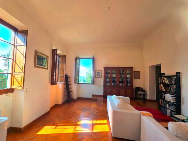 Appartamento in affitto a Firenze FI