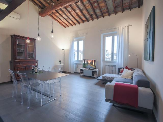 Appartamento in affitto a Firenze. Mansarda con 2 camere