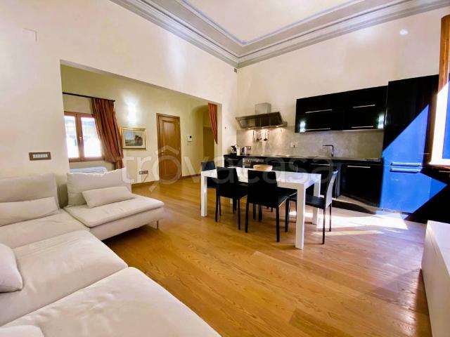 Appartamento in affitto a Firenze piazza dei Mozzi, San Niccolò