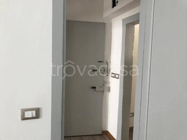 Appartamento in affitto a Firenze piazza Taddeo Gaddi, arredato, vicinanze negozi, lavatrice TrovaCasa