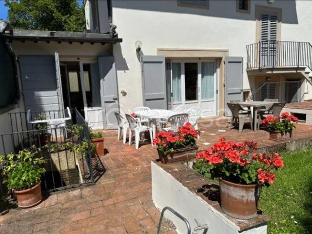Appartamento in affitto a Firenze via Bolognese, arredato, giardino privato, ristrutturato TrovaCasa