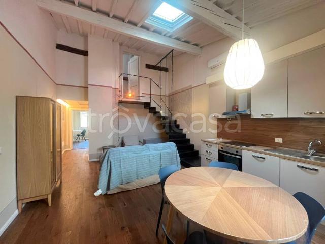 Appartamento in affitto a Firenze via dei Serragli, 65, Santo Spirito