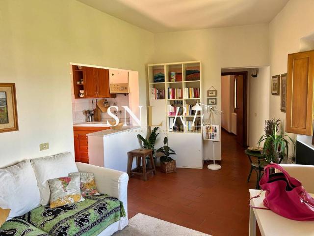Appartamento in affitto a Firenze via del Paradiso, arredato, posto auto, giardino condominiale TrovaCasa