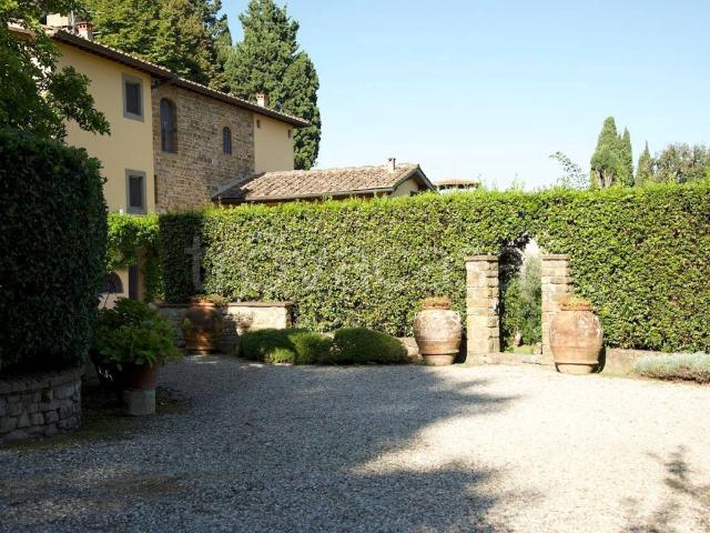 Appartamento in affitto a Firenze via del Pian dei Giullari, giardino privato, posto auto, terrazzo TrovaCasa