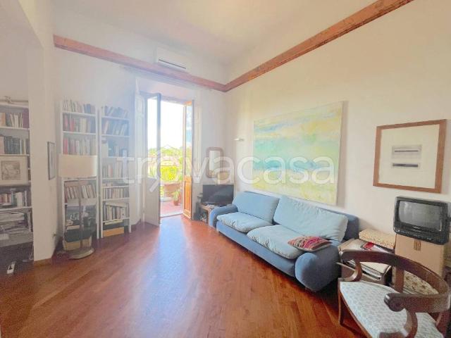 Appartamento in affitto a Firenze via delle Campora, arredato, terrazzo, centrale TrovaCasa