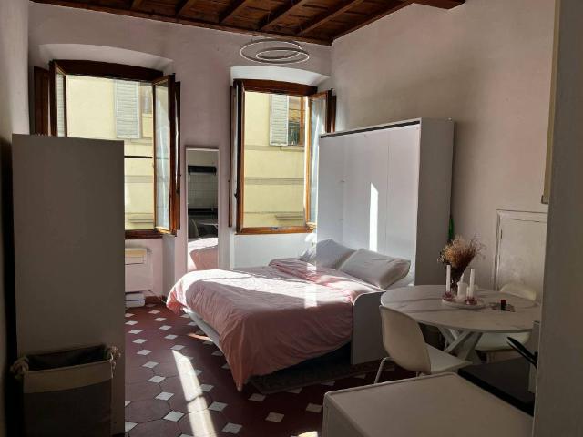 Appartamento in affitto a Firenze via di San Giuseppe, arredato, studio TrovaCasa