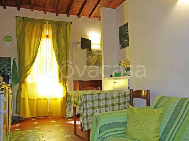 Appartamento in affitto a Firenze via Guelfa, San Marco SS Annunziata