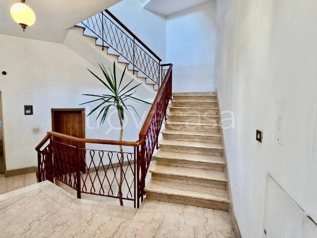 Appartamento in affitto a Firenze via Giovanni della Casa, arredato, riscaldamento centralizzato, luminoso TrovaCasa