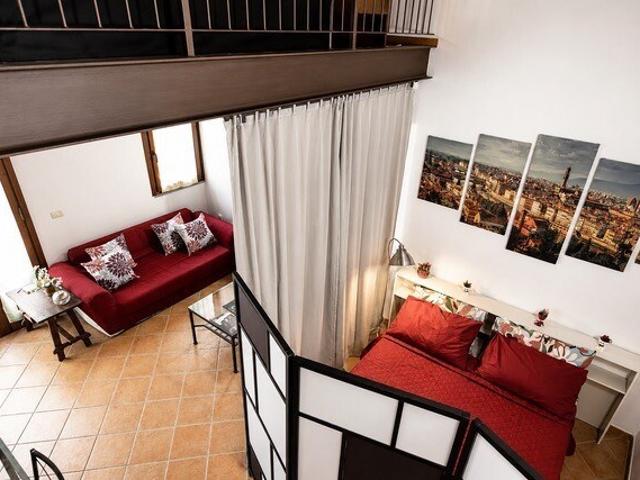 Appartamento in affitto a Firenze via Ricasoli, Duomo