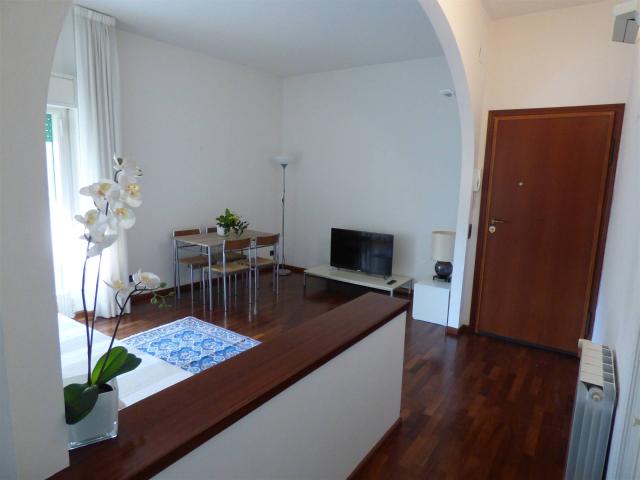 Appartamento in affitto a Firenze zona Piazza donatello rif. 1/0775