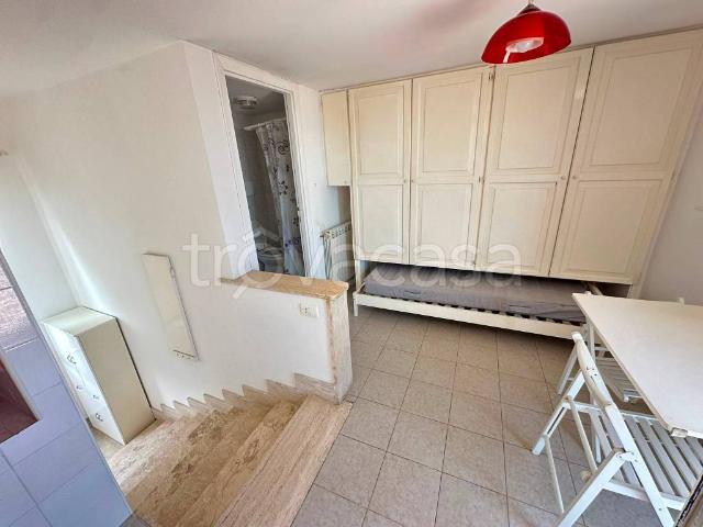 Appartamento in affitto a Fiumicino lungomare della Salute, 83A, arredato, terrazzo, vista mare TrovaCasa