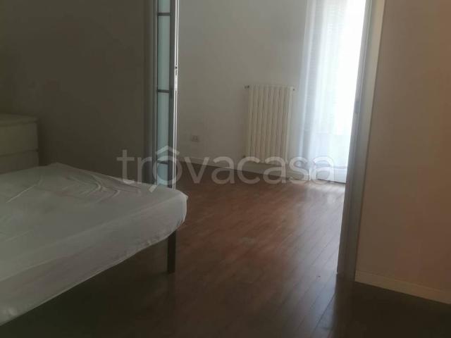 Appartamento in affitto a Foggia via Montegrappa, 77, arredato, parquet, balcone TrovaCasa