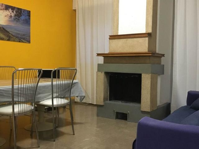 Appartamento in affitto a Foligno via Oberdan 113, vista panoramica, caminetto, ascensore TrovaCasa