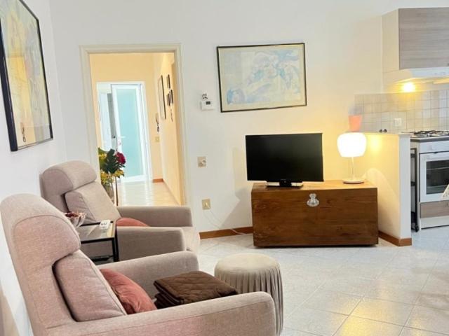 Appartamento in affitto a Follonica via Piave, 4, panoramica, lungomare, senza ascensore TrovaCasa