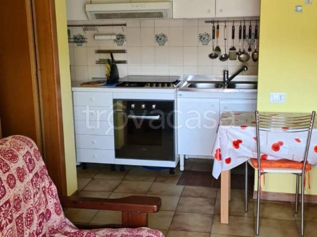 Appartamento in affitto a Follonica, arredato, terrazzo, vista mare TrovaCasa