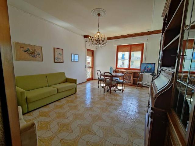 Appartamento in affitto a Follonica GR