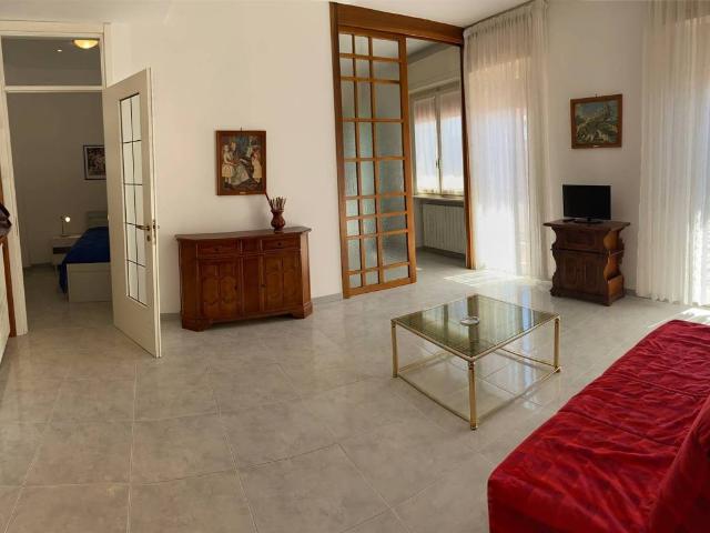 Appartamento in affitto a Follonica GR