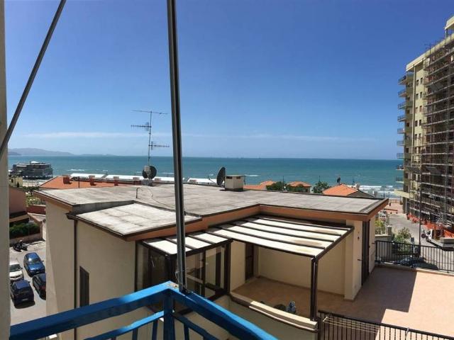 Appartamento in affitto a Follonica GR