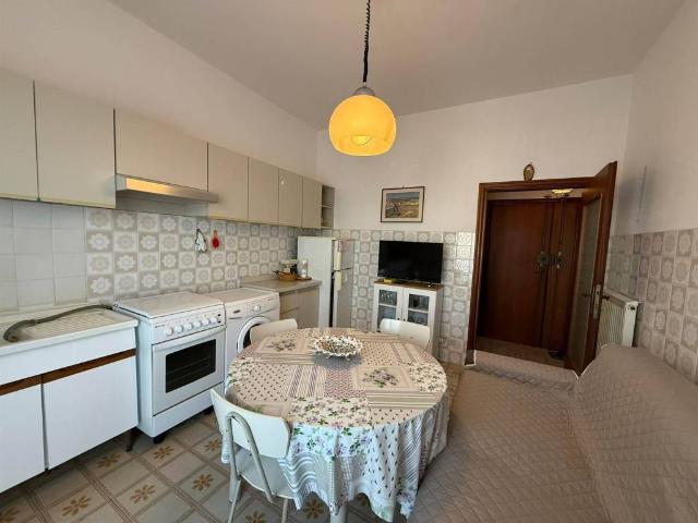Appartamento in affitto a Follonica GR