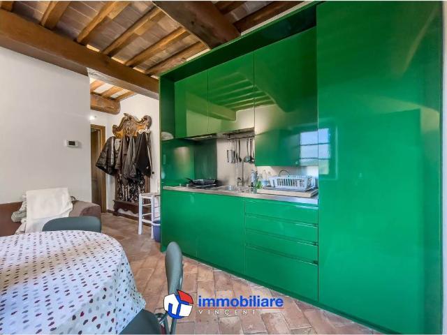 Appartamento in affitto a Fosdinovo MS