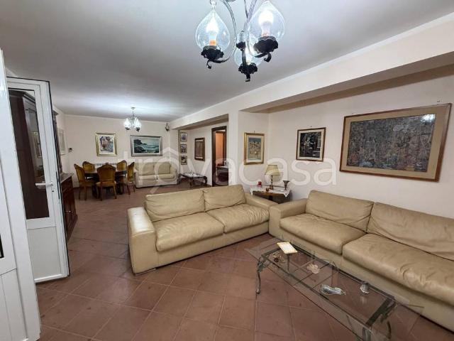 Appartamento in affitto a Formello via della Villa, giardino privato, posto auto, terrazzo TrovaCasa