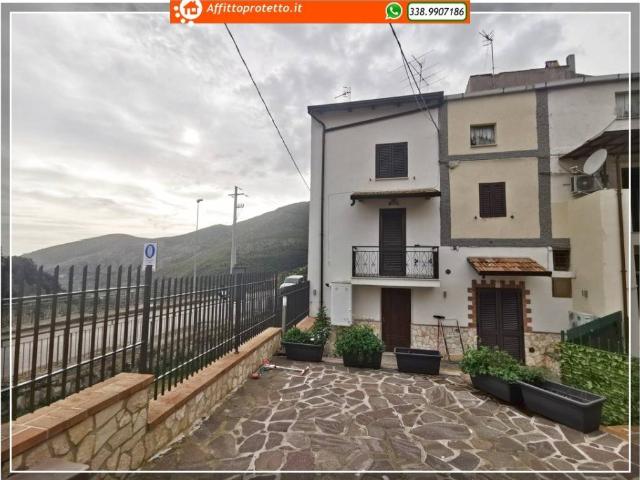 Appartamento in affitto a Formia LT