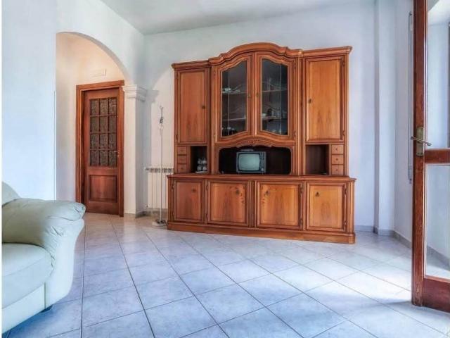 Appartamento in affitto a Formia LT