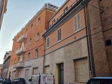 Appartamento in affitto a Forlì, arredato, ascensore, centrale TrovaCasa