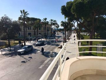 Appartamento in affitto a Forte dei Marmi via Giacomo Matteotti, arredato, posto auto, terrazzo TrovaCasa